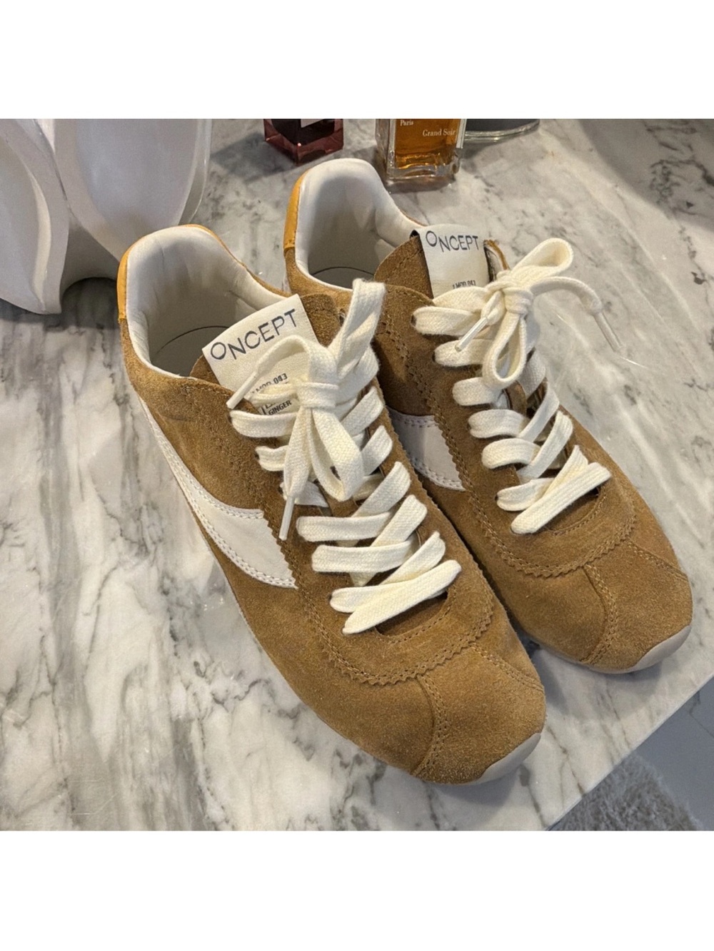 Oncept Essex Ginger Sneakers